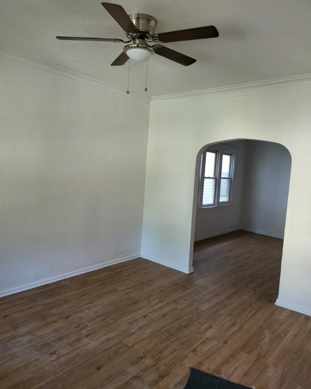 Photo - 8752 S Saginaw Ave Unit 2