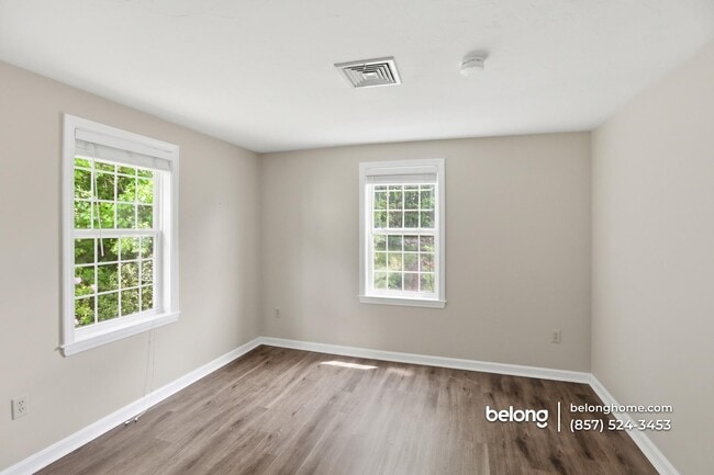 Photo - 28 Blueberry Ln