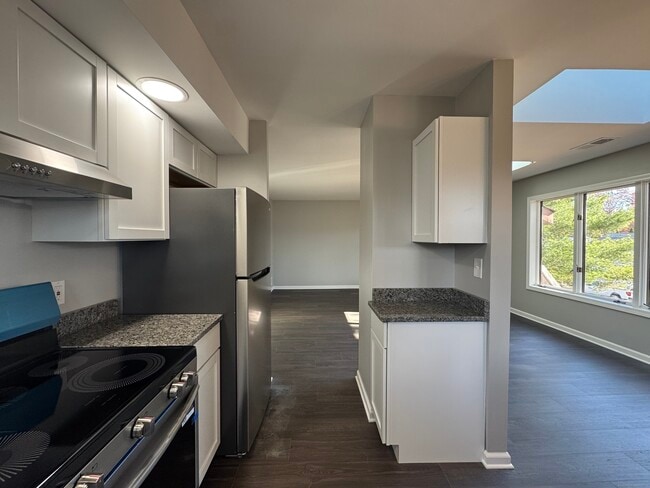 Photo - 31 William St Apartment