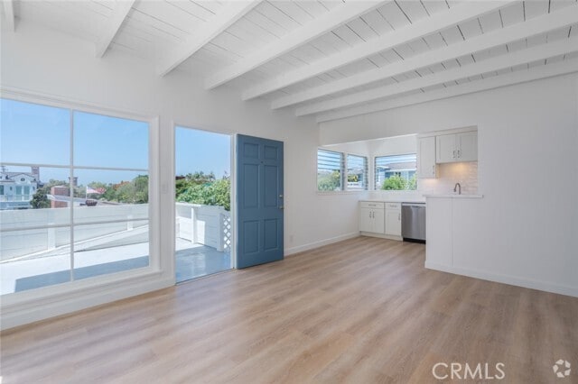 Building Photo - 720-722 Narcissus Ave Rental
