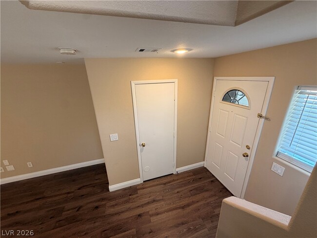 Photo - 8324 W Sapphire St