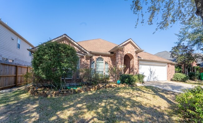 Photo - 2910 Sandleigh Dr