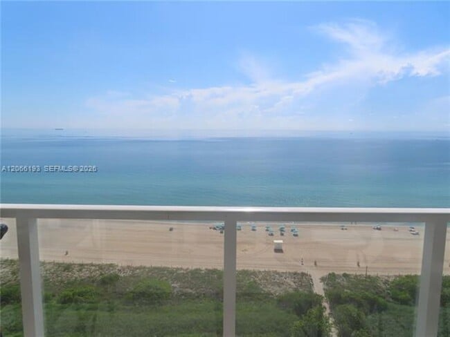 Photo - 5701 Collins Ave