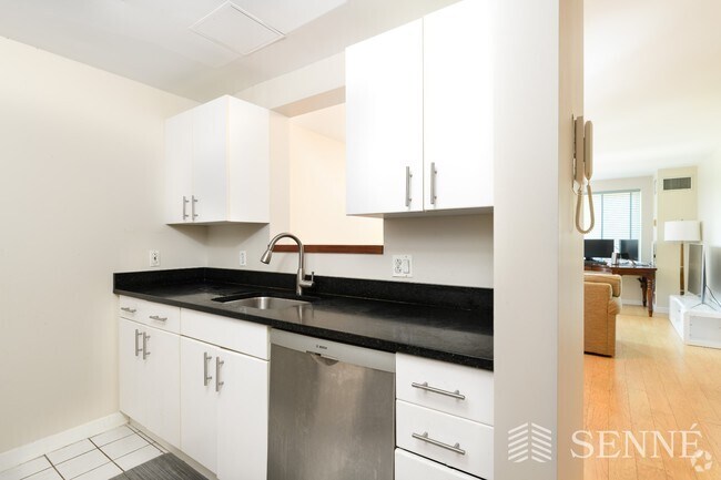 Building Photo - 950 Massachusetts Ave Unit 506 Rental