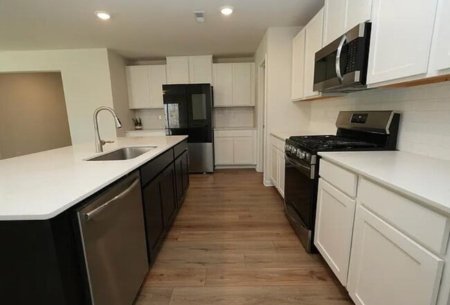 Photo - 1338 Woodhouse Dr
