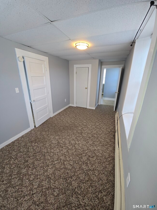 Building Photo - 174 S Main St Unit 4