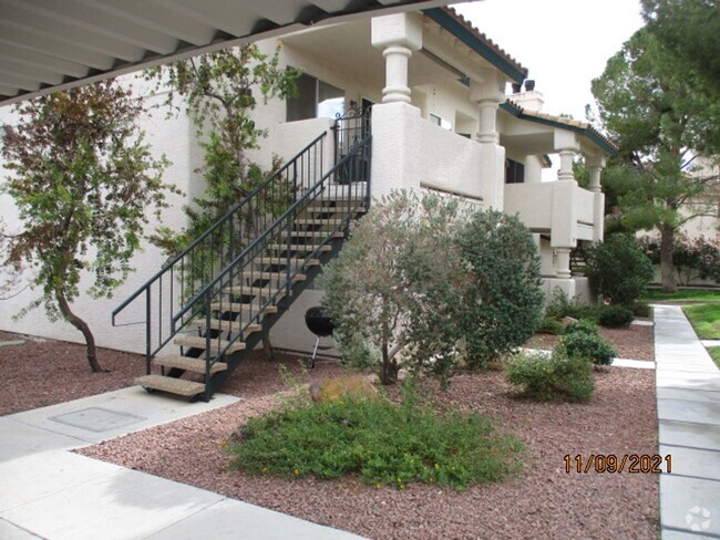 Building Photo - NORTHWEST - ROCK SPRINGS CONDO - 89128