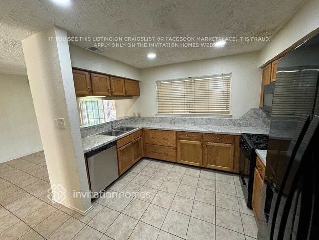 Photo - 10514 Wayward Wind Ln