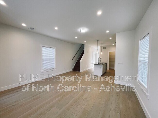 Photo - 1189 Bleachery Blvd