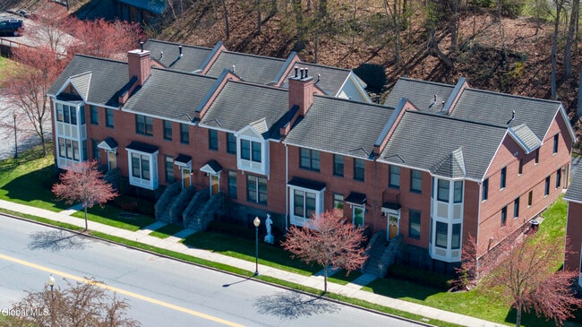 Photo - 164 High Rock Ave