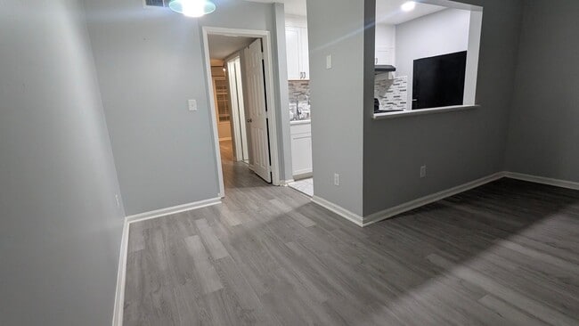 Photo - Nice 1 bedroom 1 bath Condo Great Location!