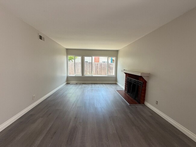 Photo - 8631 Menkar Rd