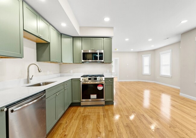 Photo - 42 Almont St Unit 3L