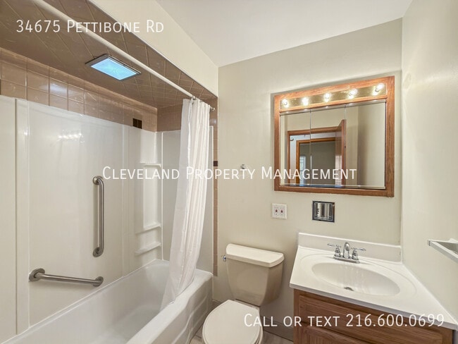 Photo - 34675 Pettibone Rd