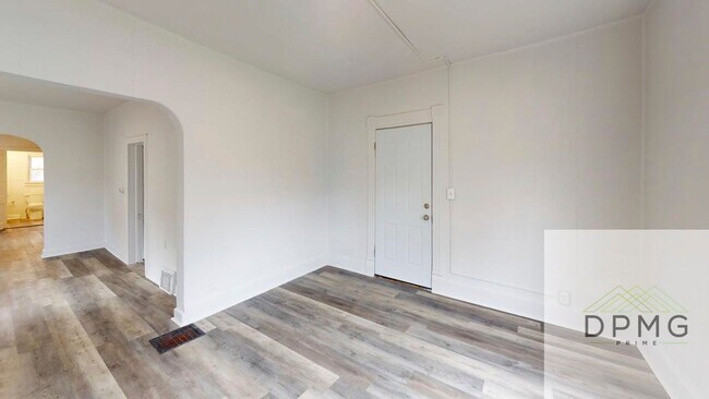 Photo - 122 S Hosmer St Unidad 1