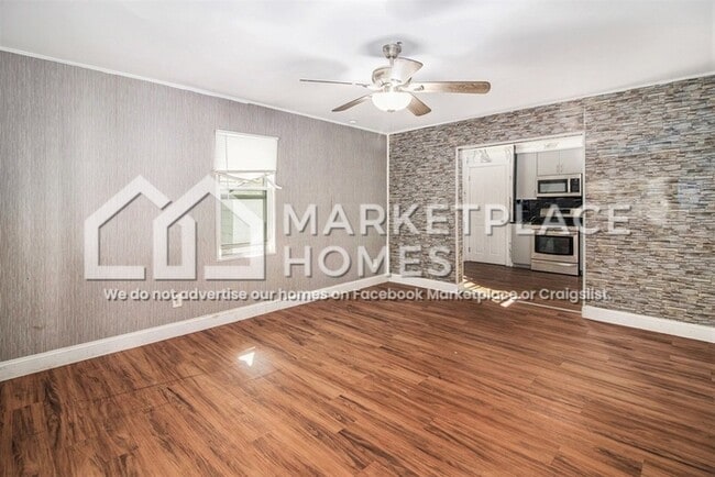 Photo - 8290 Stout St