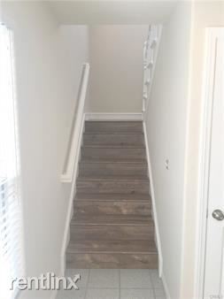 Photo - 3 br, 3 bath House - 115 S Lucia Ave # B