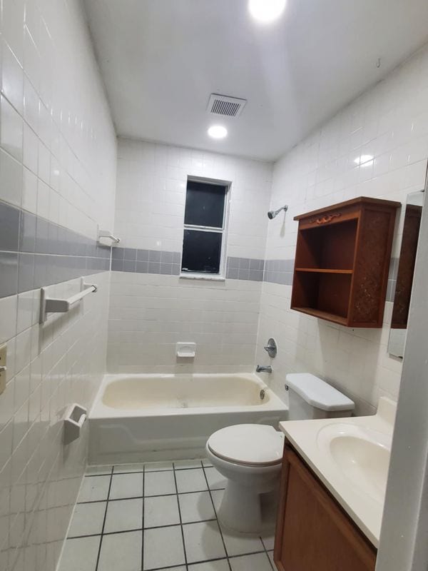 Photo - 5301 Andrus Ave