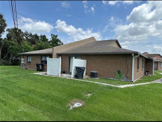 3881 Janeen Cir Unit 3881