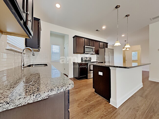 Photo - 103 Caitlin Ct