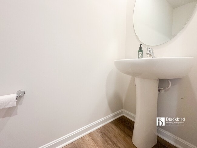 Photo - 561 Fawn Mdw Ln