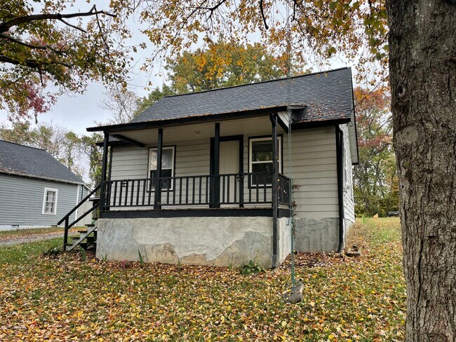 Photo - 68 Mountain Laurel Dr House