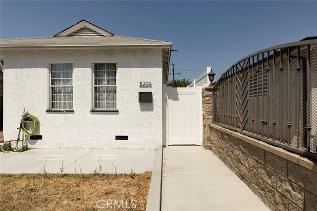 Building Photo - 8209 Bellingham Ave
