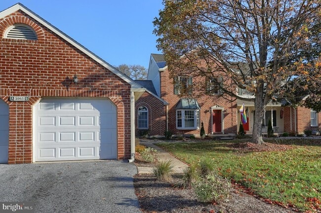 Photo - 2065 Raleigh Rd