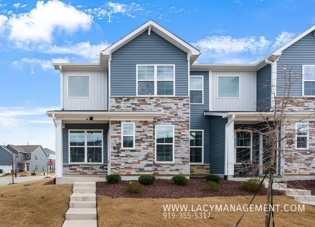 Building Photo - 725 Andrade Dr