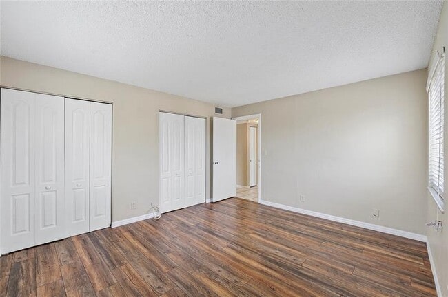 Building Photo - 3710 N Pine Island Rd Unit 314 Rental