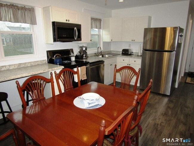 35 Flagler Ave