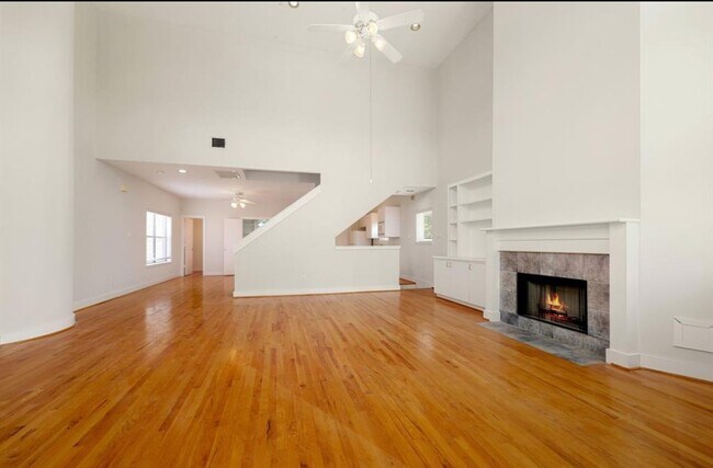 Photo - 5509 Cornish St