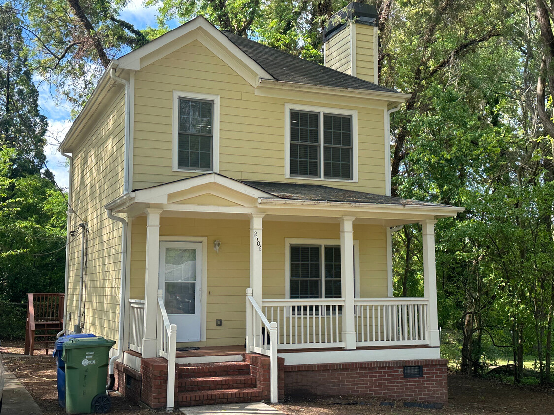 Room in House on Godfrey Dr NW - Room in House on Godfrey Dr NW