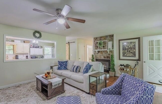 Photo - 2031 Millard Rd