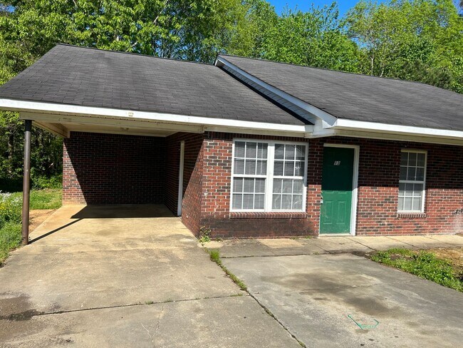 13/15 Wilma Dr. - 13/15 Wilma Dr. Unit 13 Wilma Dr.