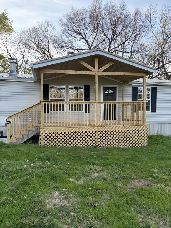 Photo - 3 Bedroom 2 Bath Home on over 1 Acre