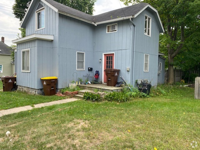 Building Photo - 417 W Center St Unit C Rental