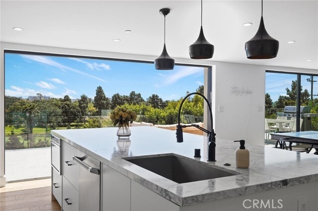 Photo - 1812 Navy St