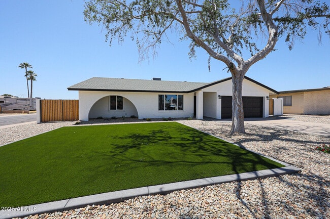 Building Photo - 11202 N 43rd Dr