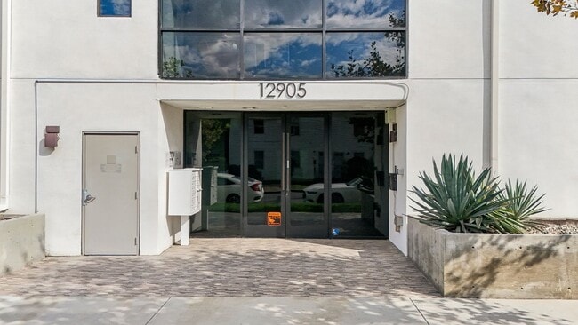 Photo - 12905 Landale Street