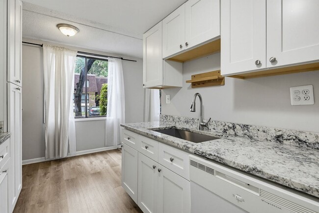 5247 W Running Brook Rd