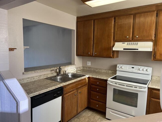 Photo - 133 Rockwood Drive - 1