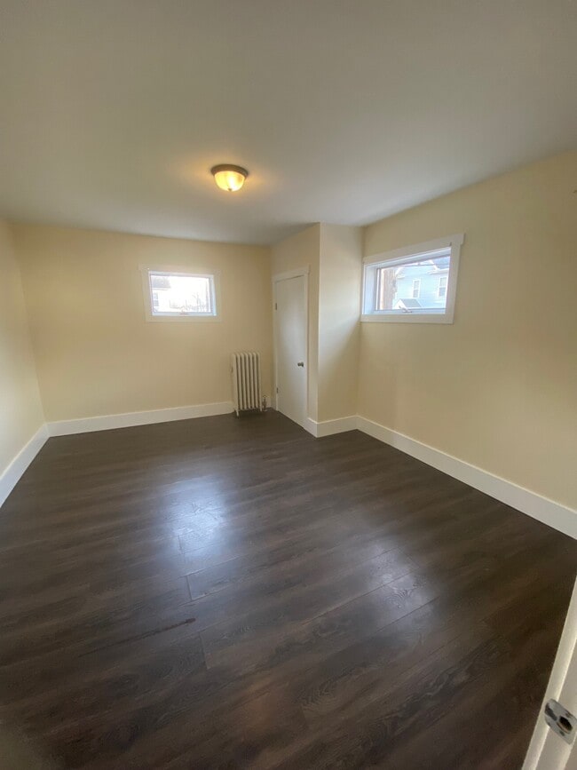Photo - 809 Walton St