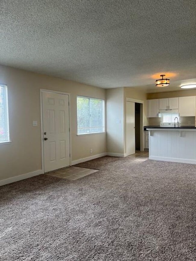 Photo - REMODELED 2 BED UNIT W/ GARAGE!
