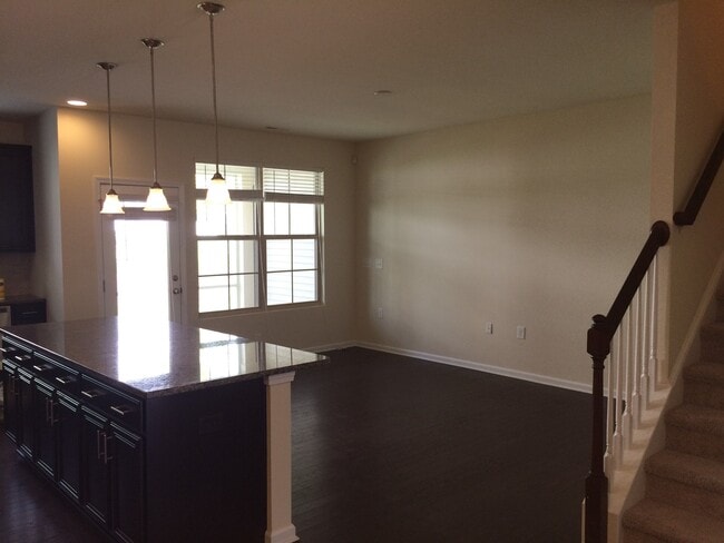 Photo - Beautiful 3 bedroom 2.5 Bath Townhome w/ 1-Car Garage in Weatherfield, Cary. May 7th!