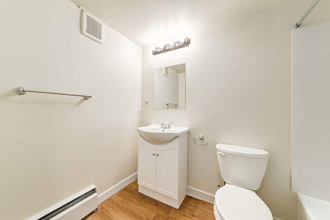 Photo - Emerald Vista