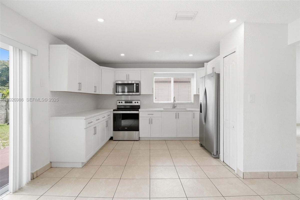 Photo - 8219 NW 192nd Terrace