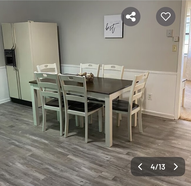 Photo - 265 Robin Ln NW