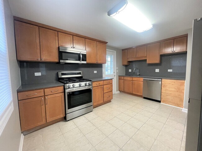 Photo - 9523 Monroe Ave