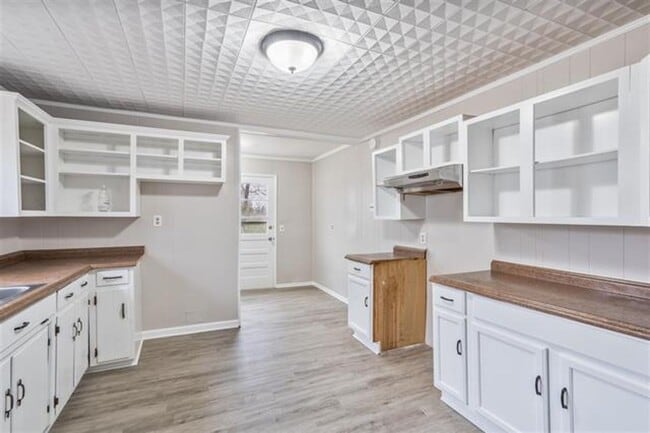 Photo - 229 Eastview Dr